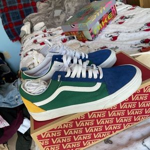 vans yacht clubs